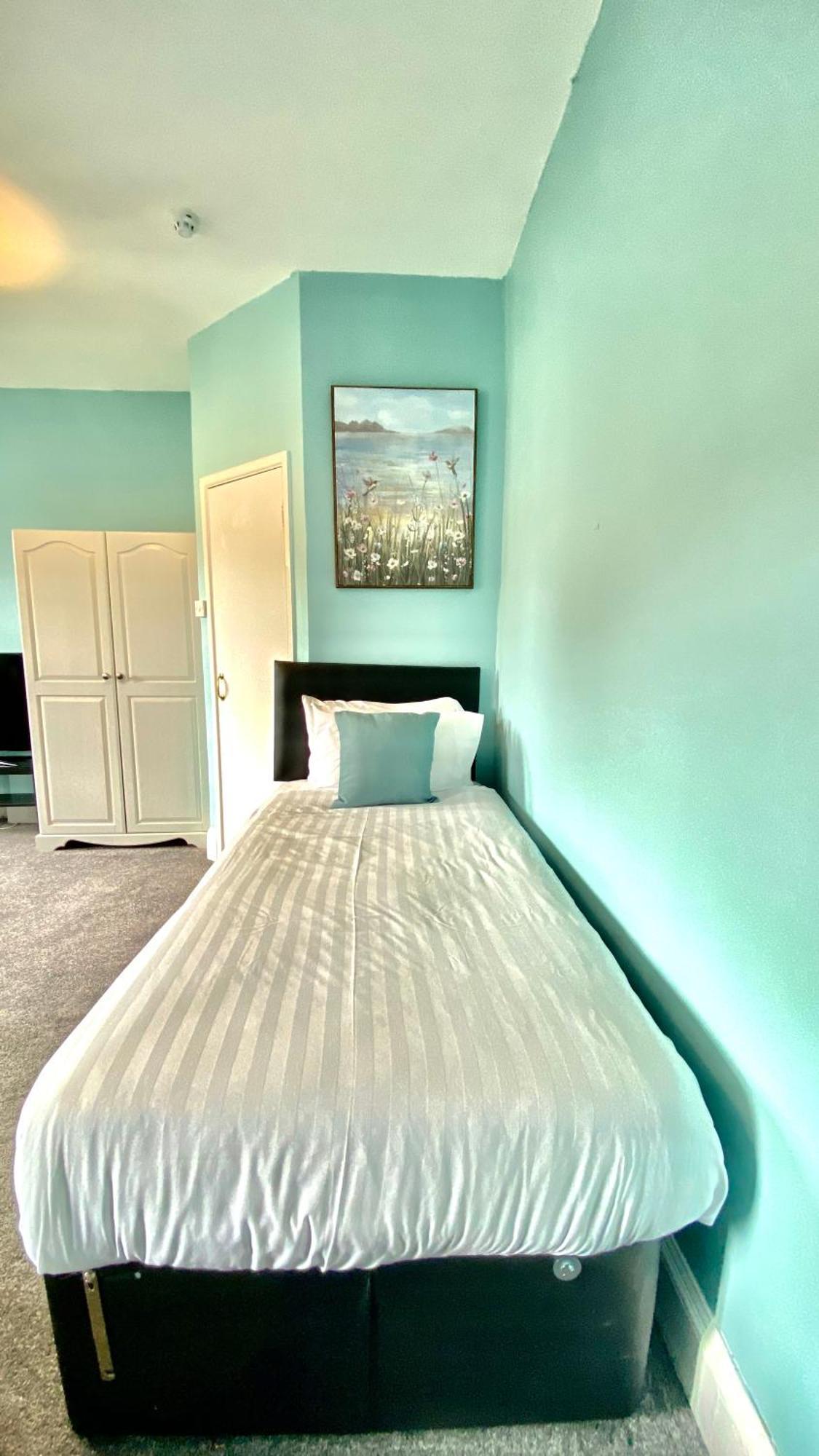 Tusker Lodge (Adults Only) Torquay Dış mekan fotoğraf