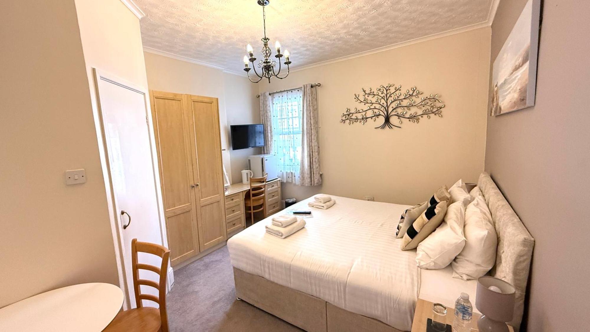 Tusker Lodge (Adults Only) Torquay Dış mekan fotoğraf