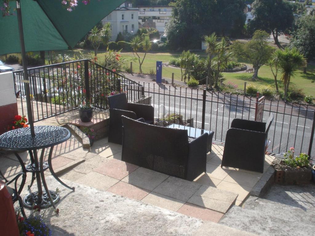 Tusker Lodge (Adults Only) Torquay Dış mekan fotoğraf